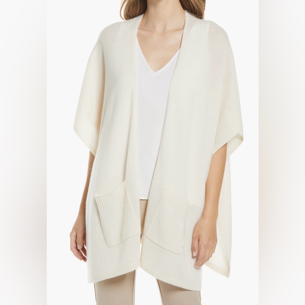 NWOT Nordstrom cashmere ruana one size, color ivory cloud